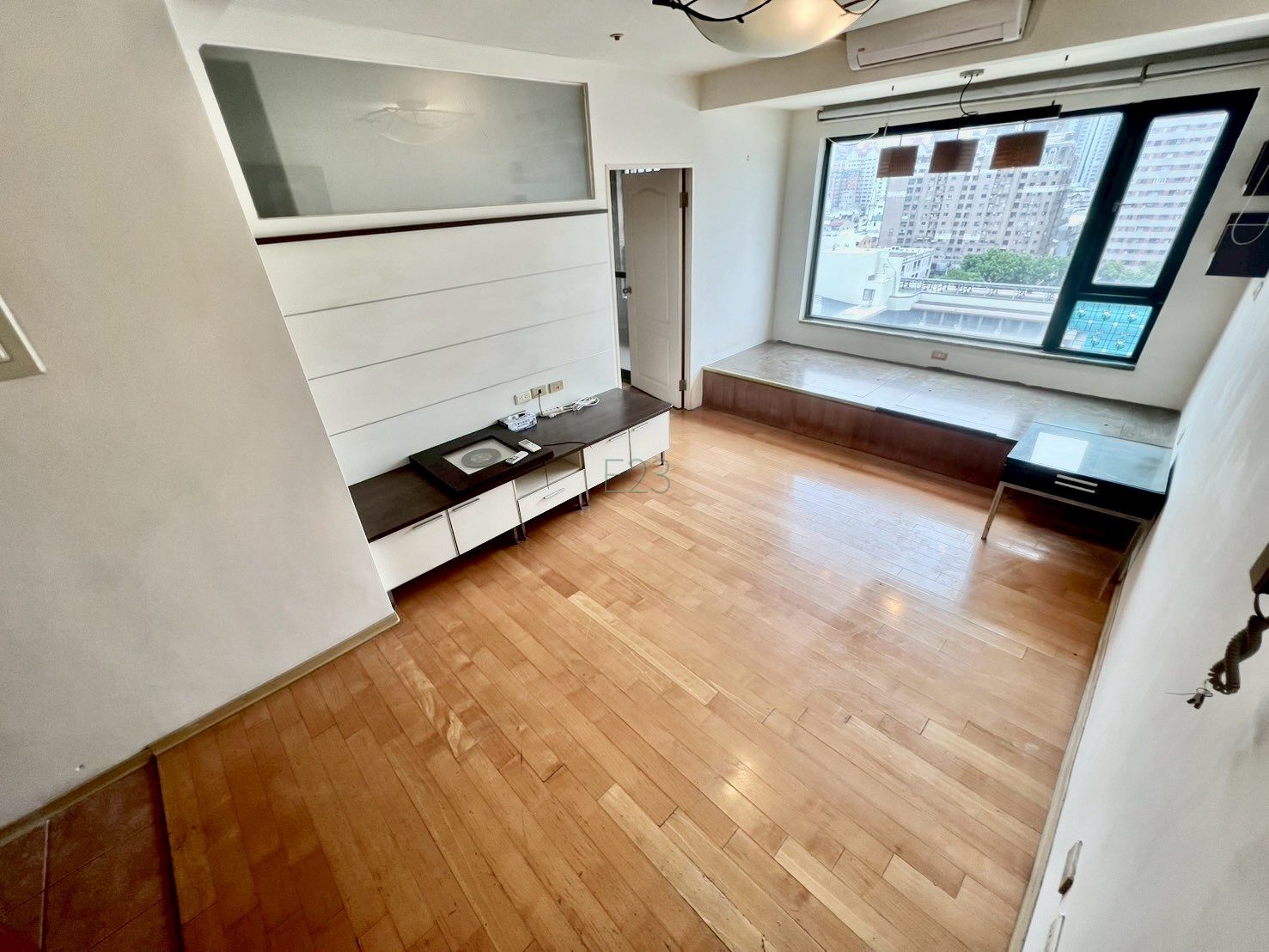 ♡ 荷風臻品｜兩房簡配含車｜電梯大樓 可租補戶籍