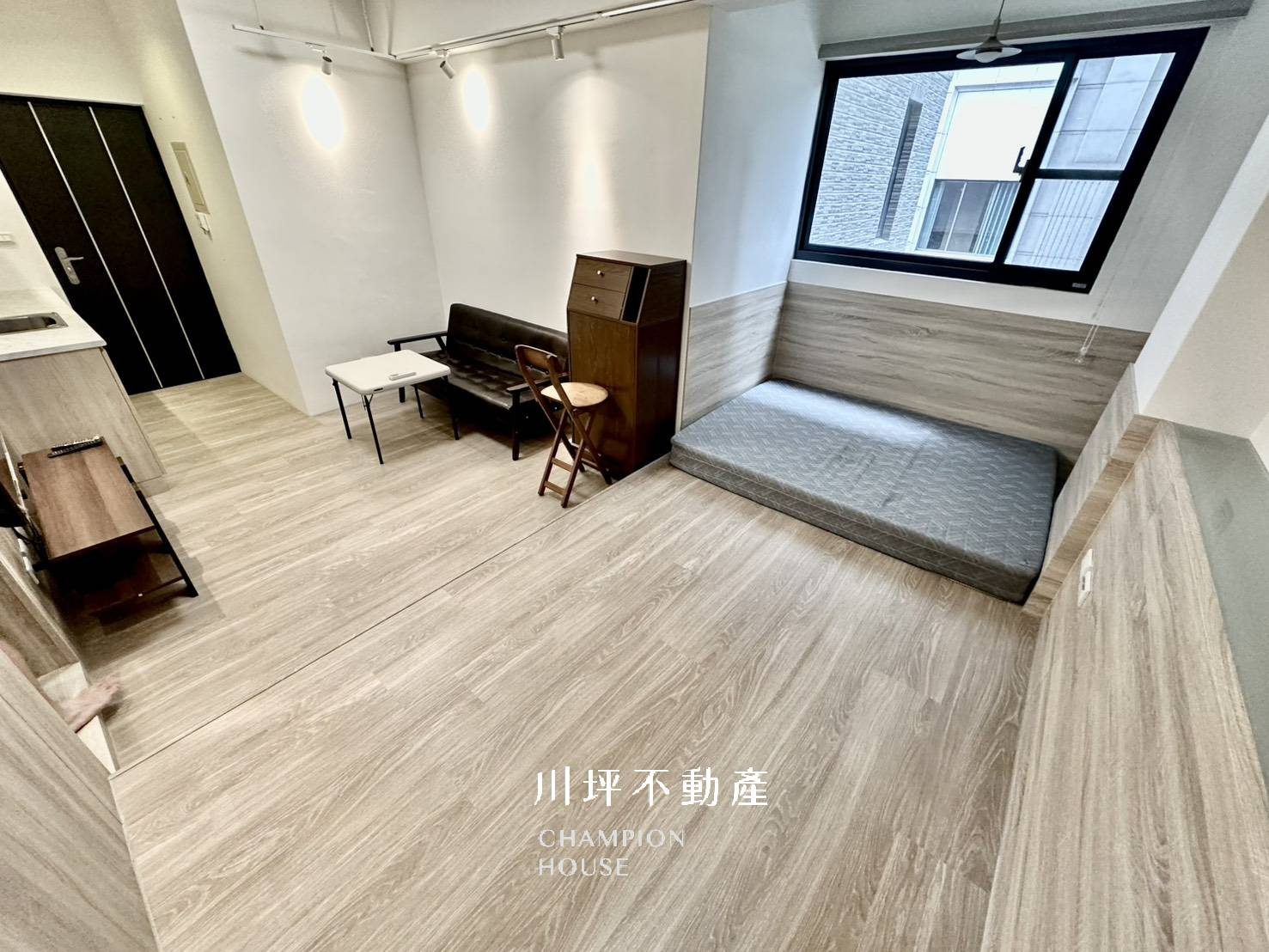 西區近美術館 可雙租補 報稅 近全新完工電梯大套房