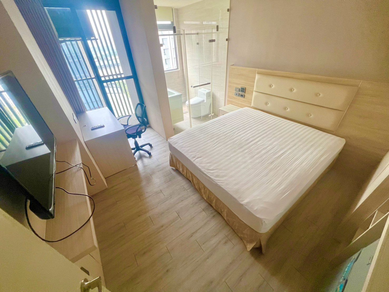 近逢甲 新光遠百｜禁寵 可租補 衣服可協助送洗 可短租 機車位可租🍿