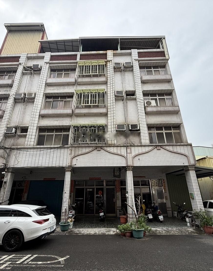專約｜小港機場 SKMPark｜臨路大坪數店住透天