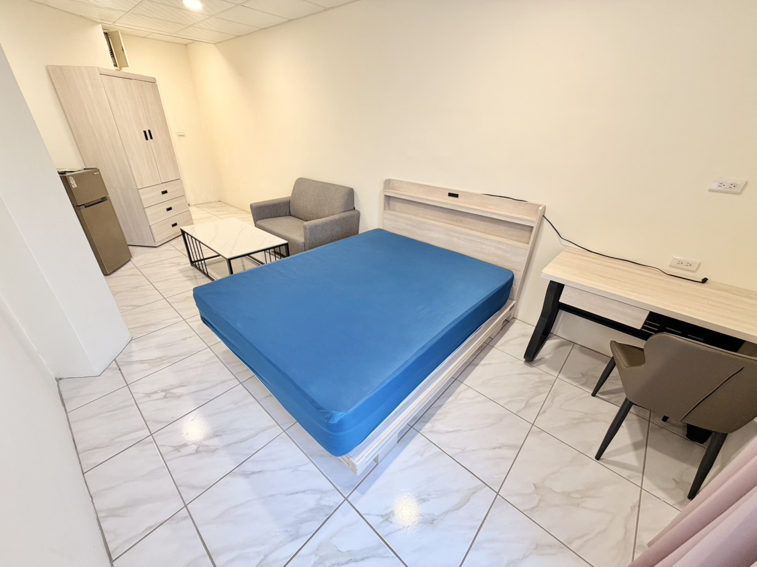 ♡ E23 近南區 國光花市｜爬梯 陽台獨洗 可租補