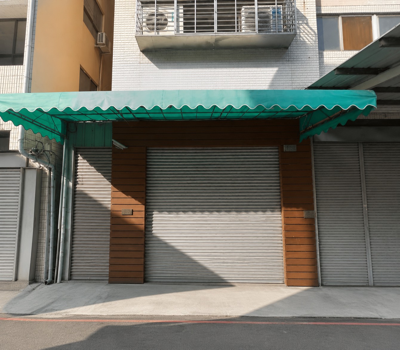 台體1+2樓樓店