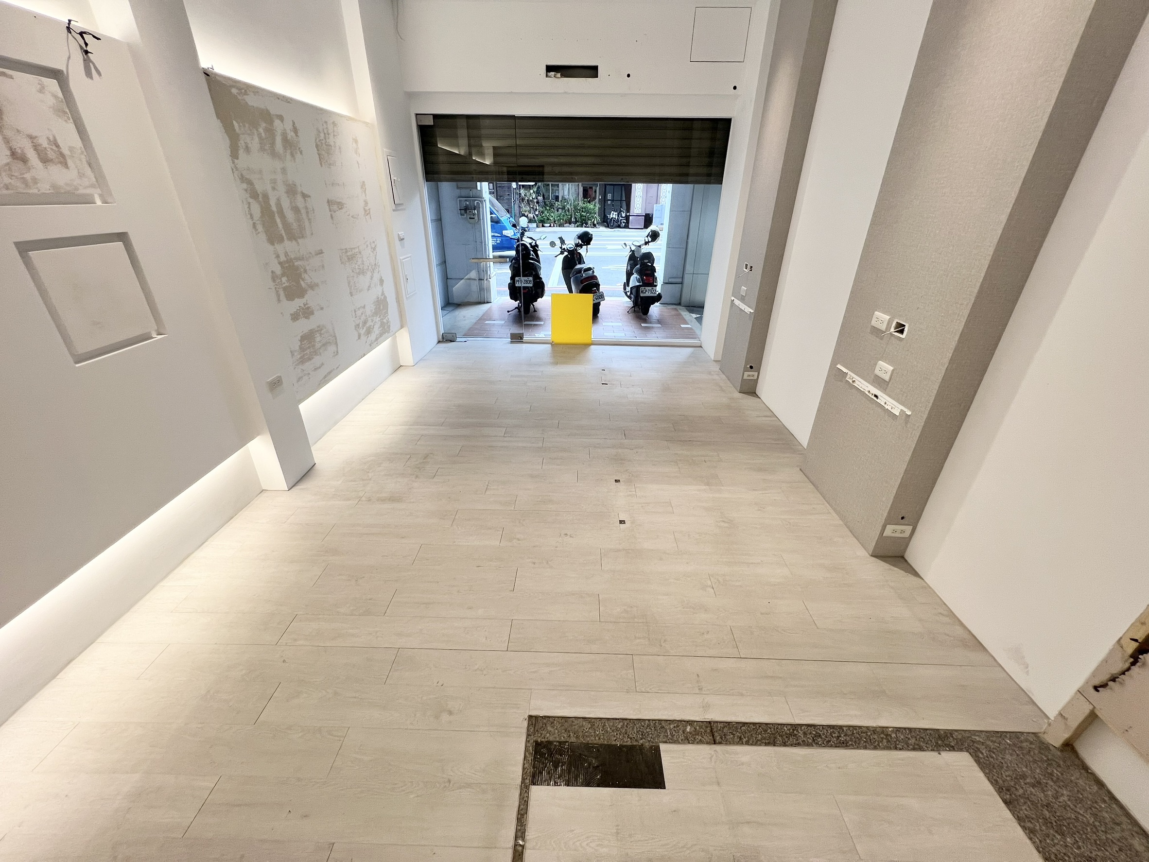 中區  1~3樓店面  可營登報稅  中山  三民  台灣大道  民權  第二市場