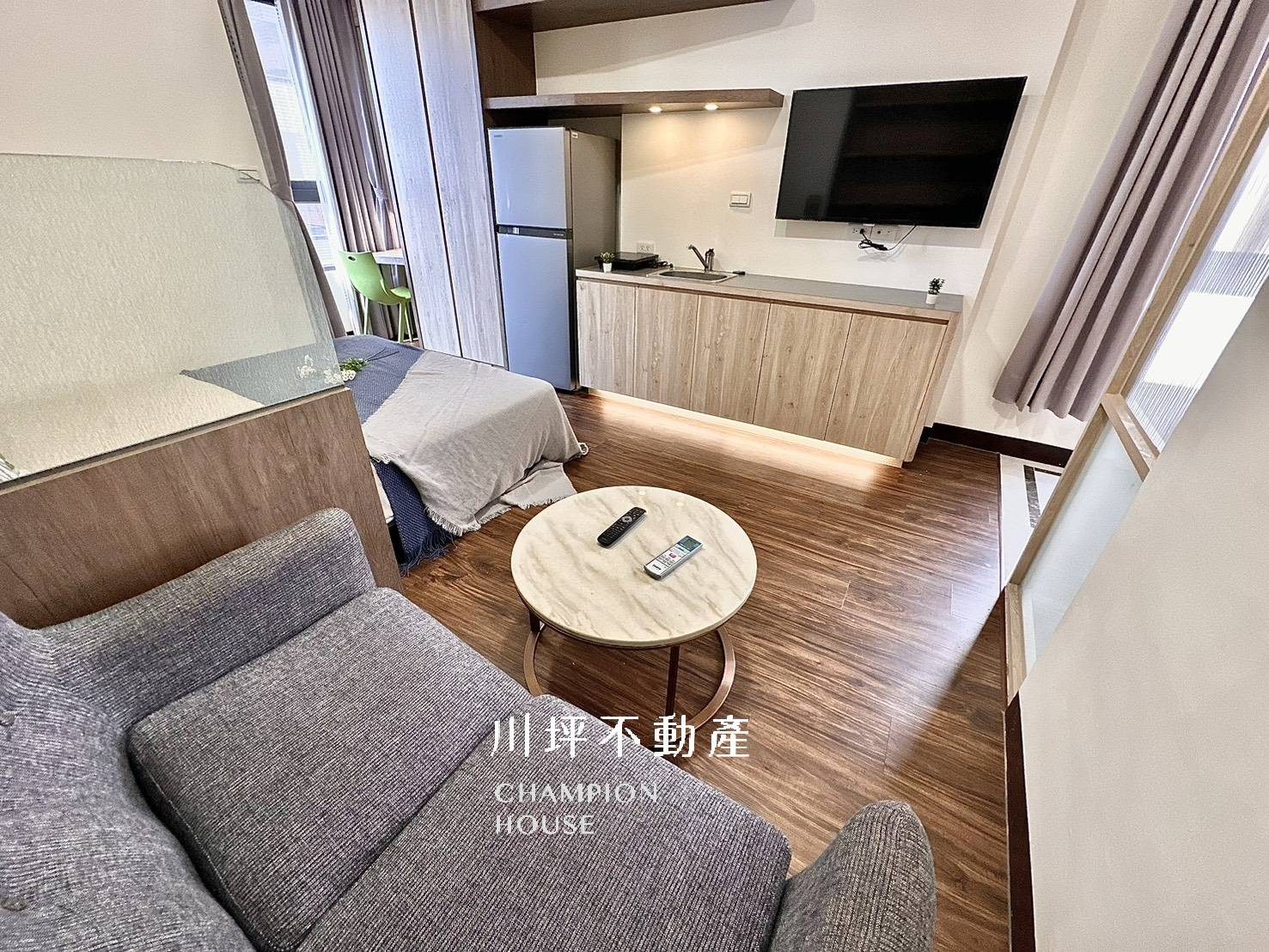 【中區電梯套房】｜可雙租補｜陽台獨洗｜全新完工
