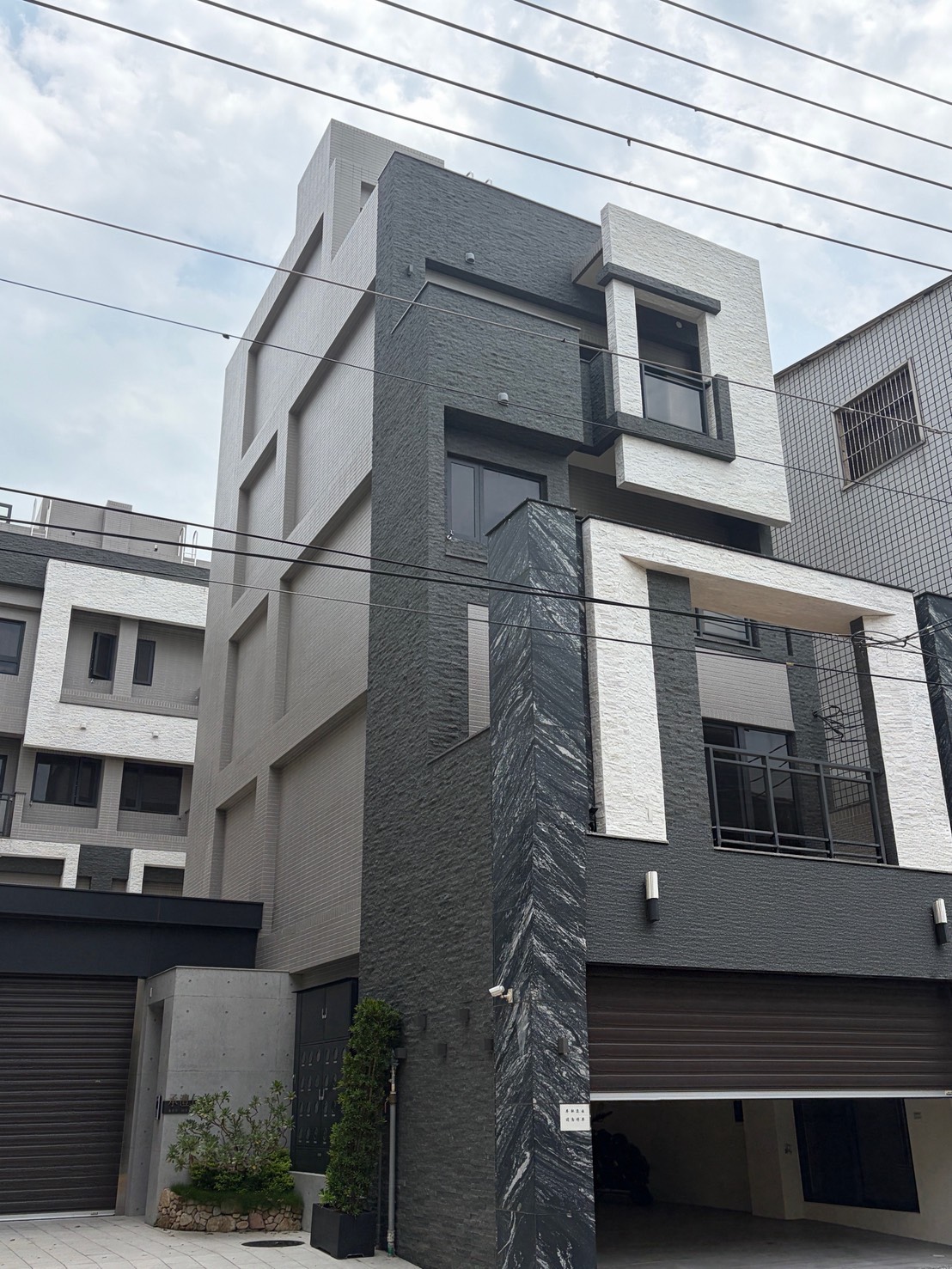 【北屯區五房5房電梯別墅】承灃仁美｜百坪豪宅｜雙車位｜可貓可狗｜五房5房