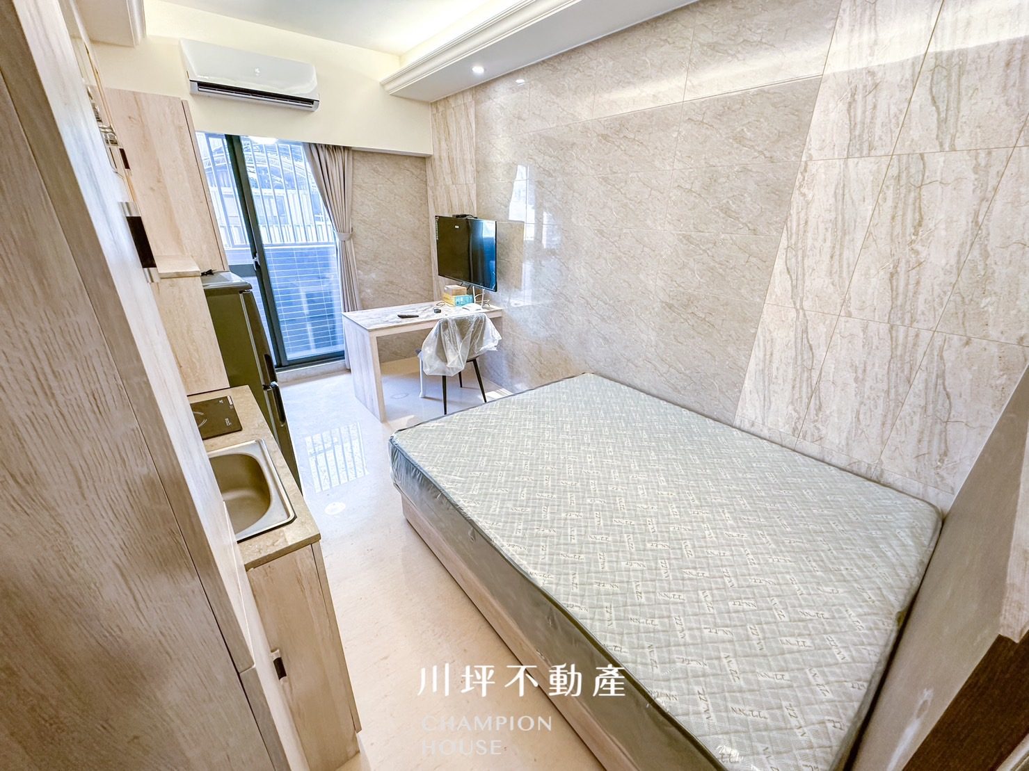 【中區電梯套房】｜可租補｜陽台獨洗｜質感裝潢
