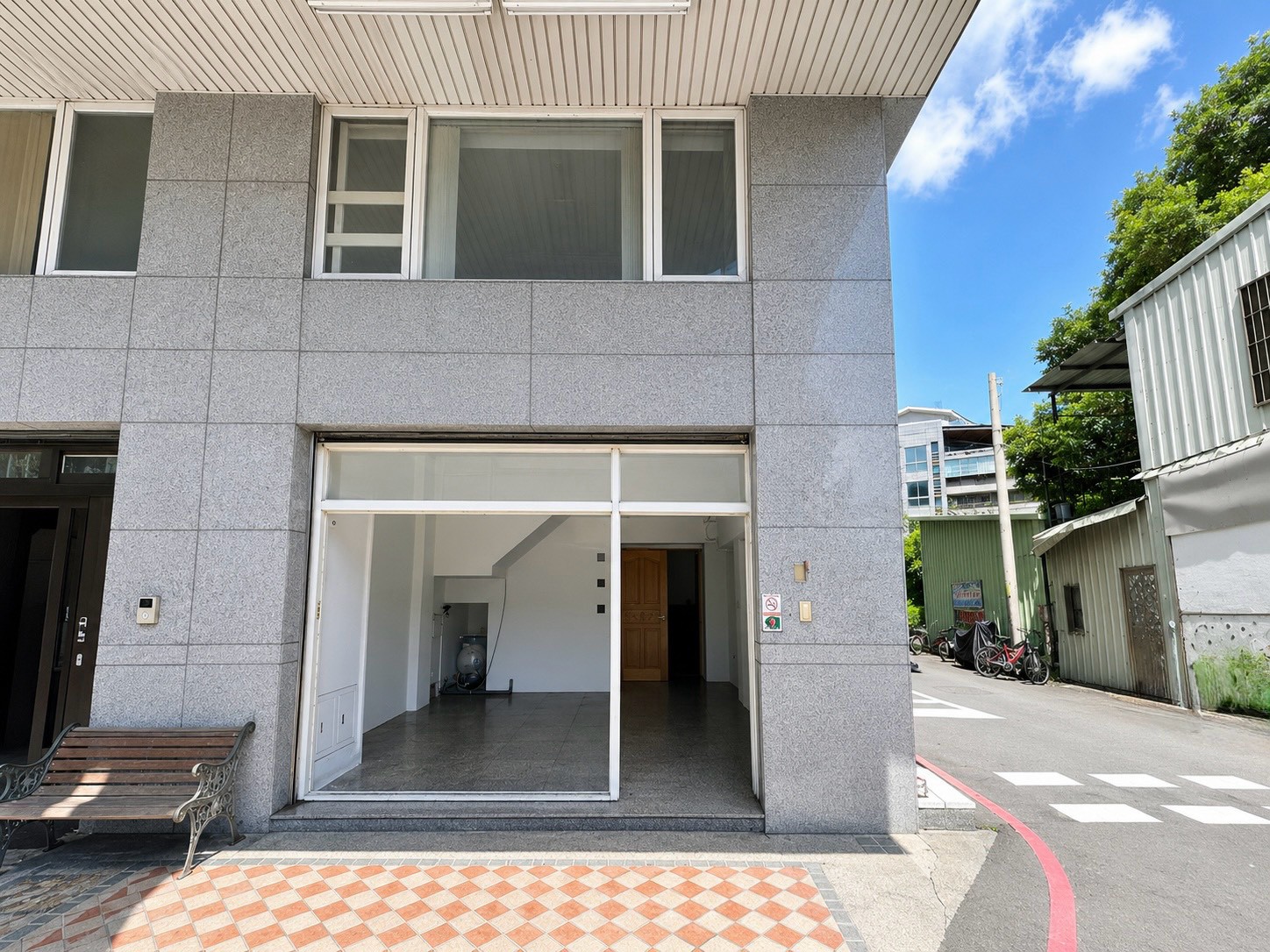 北區樓店｜角間店面｜可餐飲