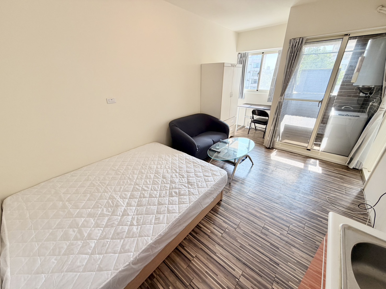 小葉精選 東區 電梯｜便宜大間｜可租補｜陽台獨洗