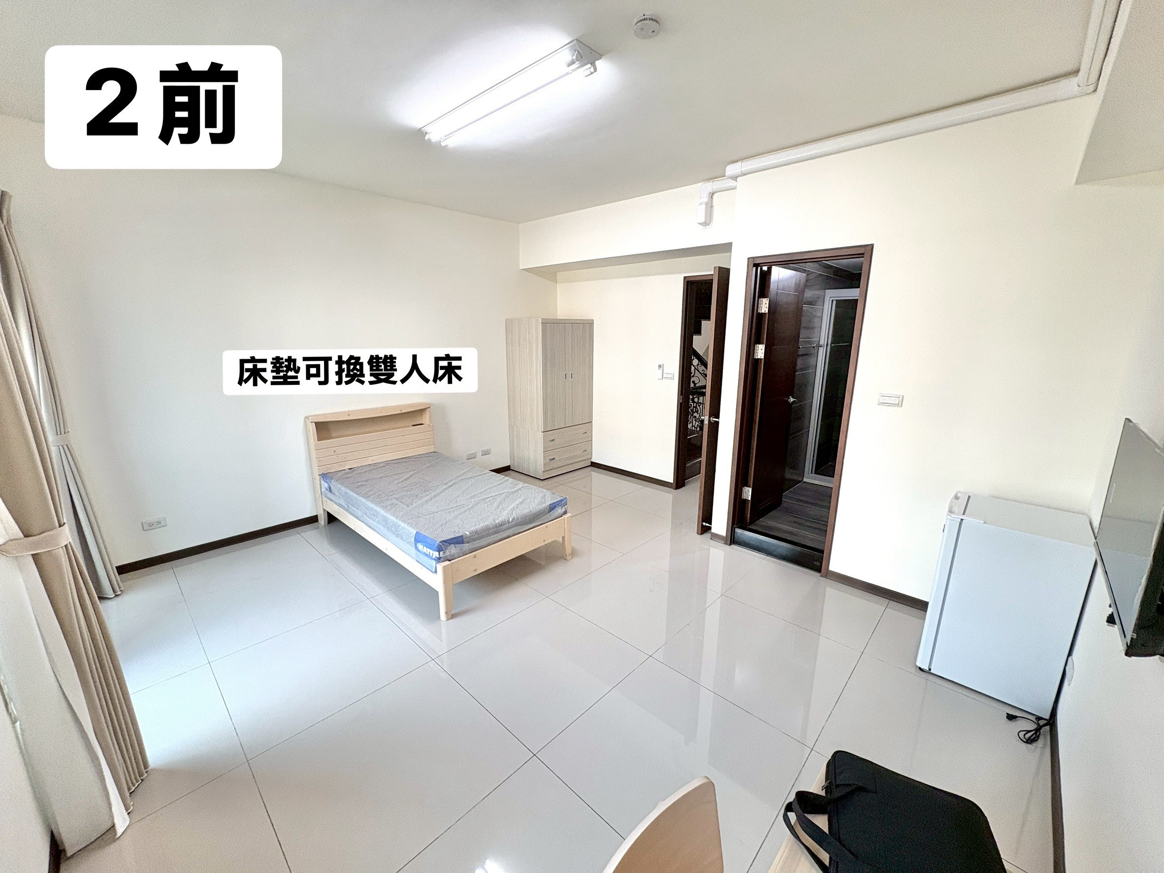 川坪龍井區✨可雙租補✨整棟全新完工✨大間可換雙人床✨電梯透套