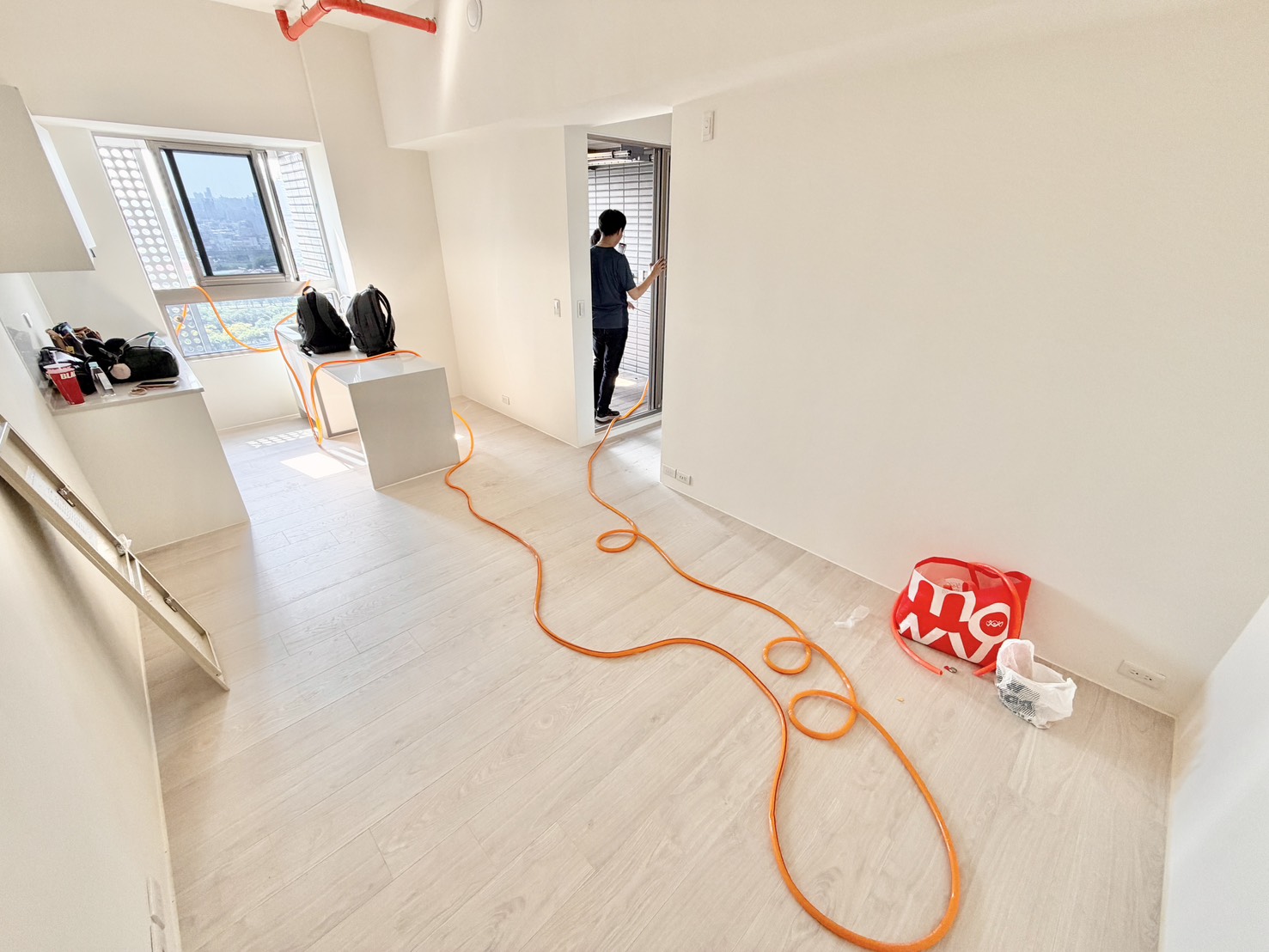 西屯 全新建案 2房平車 可貓 傢俱電器有缺可談補