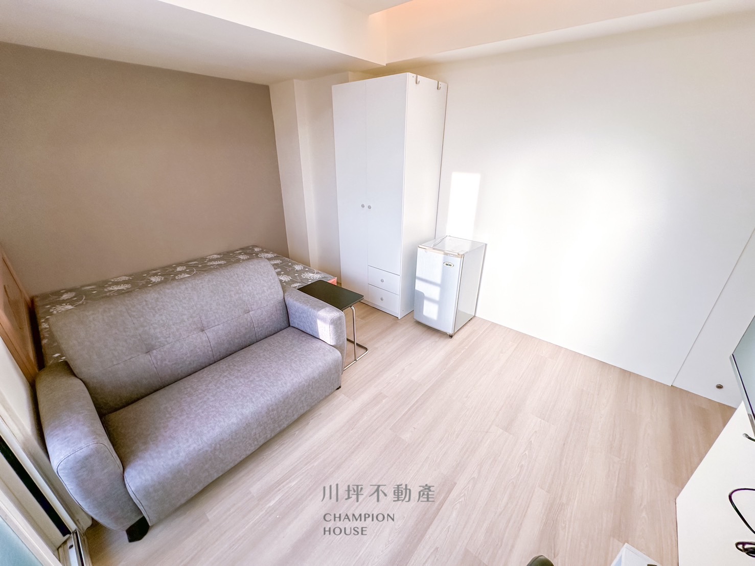 【北區電梯套房】可租補｜陽台獨洗｜近親親戲院
