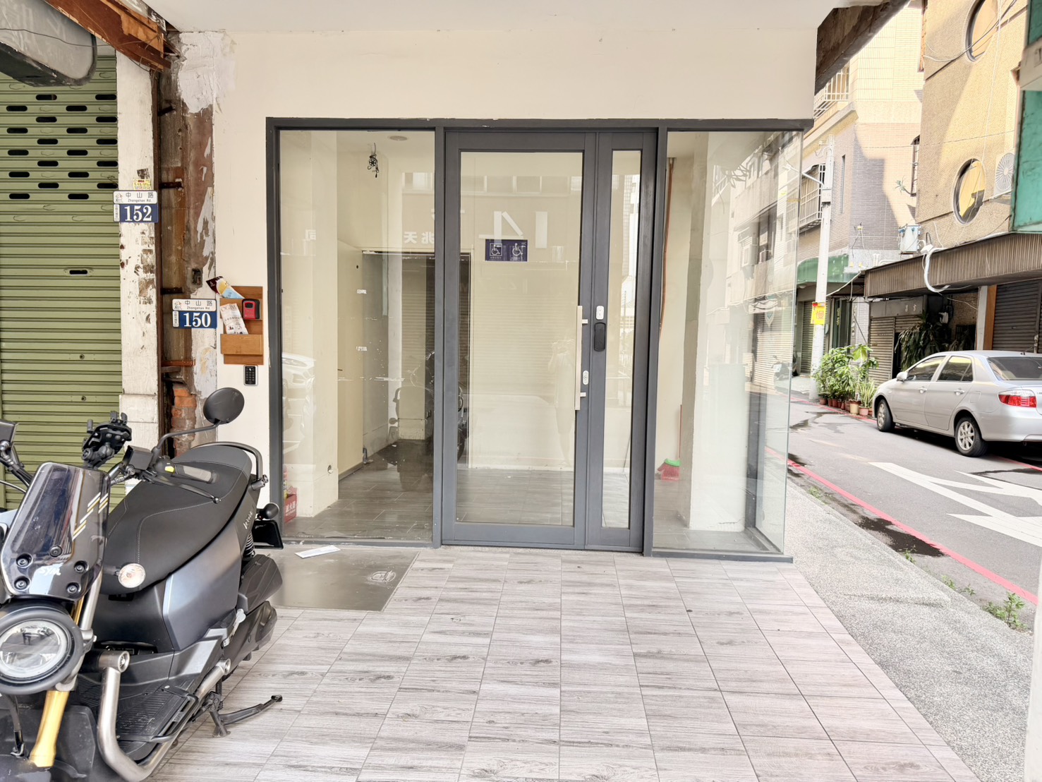 【中區｜整棟出租】可店面｜可包租｜電梯｜十房10房