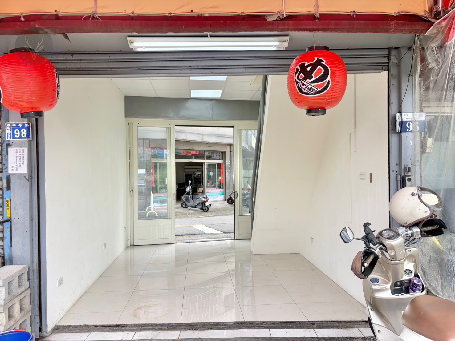 西屯區  店面1F~2F  可租補 / 可營登稅外  / 適合工作室 美業 餐飲 / 適合開小吃店、炸物、手搖店 / 適合電商網拍 美睫美甲 通訊行  近水湳經貿